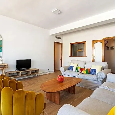 Appartement Chic 3br Retreat With Private Terrace Barcelone