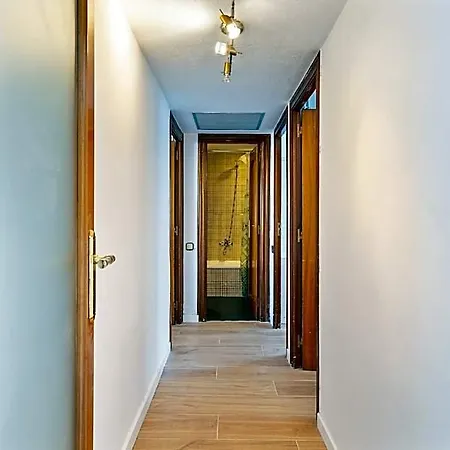 Chic 3br Retreat With Private Terrace * Barcelona