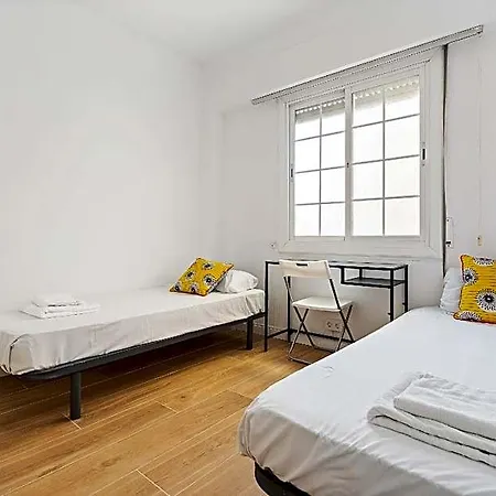 Apartment Chic 3br Retreat With Private Terrace